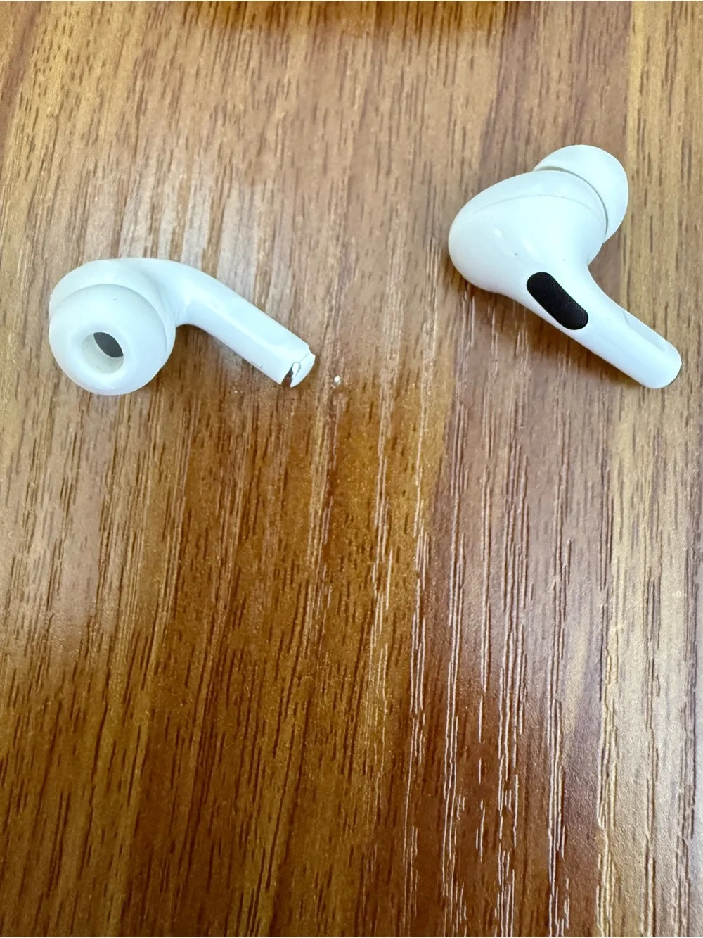 Apple AirPods Pro 1st gen magsafe with extra Teal Green Silicone Protective Case